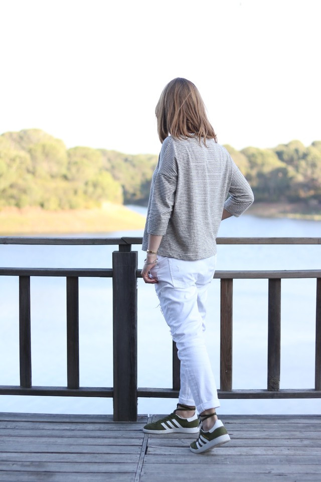 19651085_Epw12.jpg 19651085_Epw12.jpg