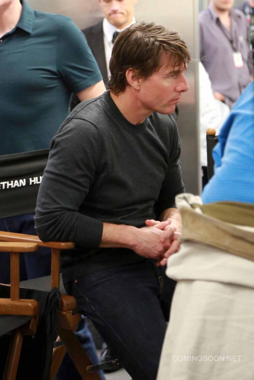 senta na ponta da cadeira.jpg senta na ponta da cadeira.jpg